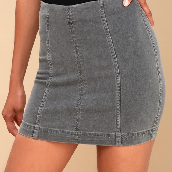 Free People Dresses & Skirts - Free People modern femme skirt